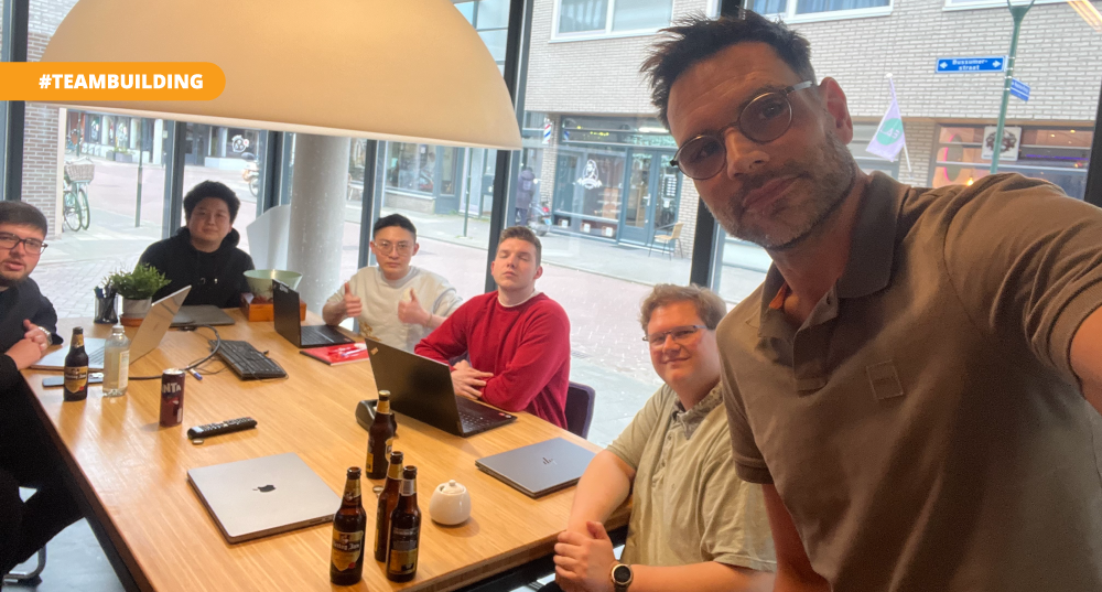 Illustration of Pluxbox team Brainstorm Session